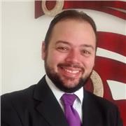 Aulas de Direito do Trabalho, Processo do Trabalho, Direito Civil, Direito do Consumidor, Direito Sindical, Direito de Família e Ética